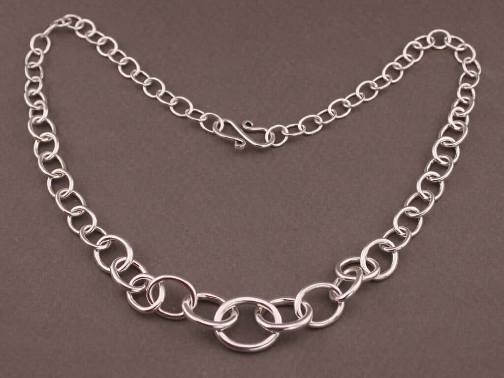 Graduating Ovals Silver Chain Necklace